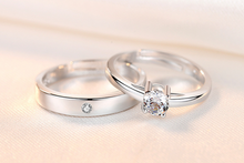 Load image into Gallery viewer, Elegant Simple Wedding Engagement Rings