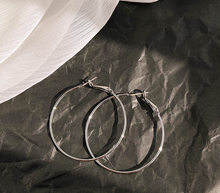 Load image into Gallery viewer, Classic Round Simple Earring Jewelry