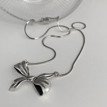 Load image into Gallery viewer, Clavicle Chain NecklaceElegant Vintage Creative Sweet