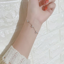 Load image into Gallery viewer, Color Bracelet Jewelry New Simple Wild Sparkling Butterfly Bracelet