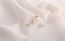 Load image into Gallery viewer, Crystal Symbol of Love Sweet Personality Clover Charm Bracelets & Bangles