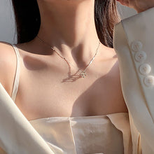 Load image into Gallery viewer, Cube Geometric Necklace Female Simple Elegant Shiny Chain