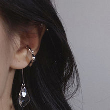 Load image into Gallery viewer, Irregular Transparent Crystal Pendientes Earrings
