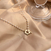 Load image into Gallery viewer, Flower Pearls Pendant Necklace New Cute Romantic Gothic Chain
