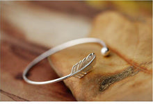 Load image into Gallery viewer, Feather Opening Bracelet Women Fashion Temperament Bracelet
