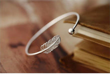 Load image into Gallery viewer, Feather Opening Bracelet Women Fashion Temperament Bracelet
