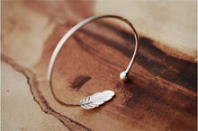 Load image into Gallery viewer, Feather Opening Bracelet Women Fashion Temperament Bracelet
