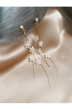 Load image into Gallery viewer, Trendy Cute Sweet Acrylic White Flower Long Tassel Drop Earrings
